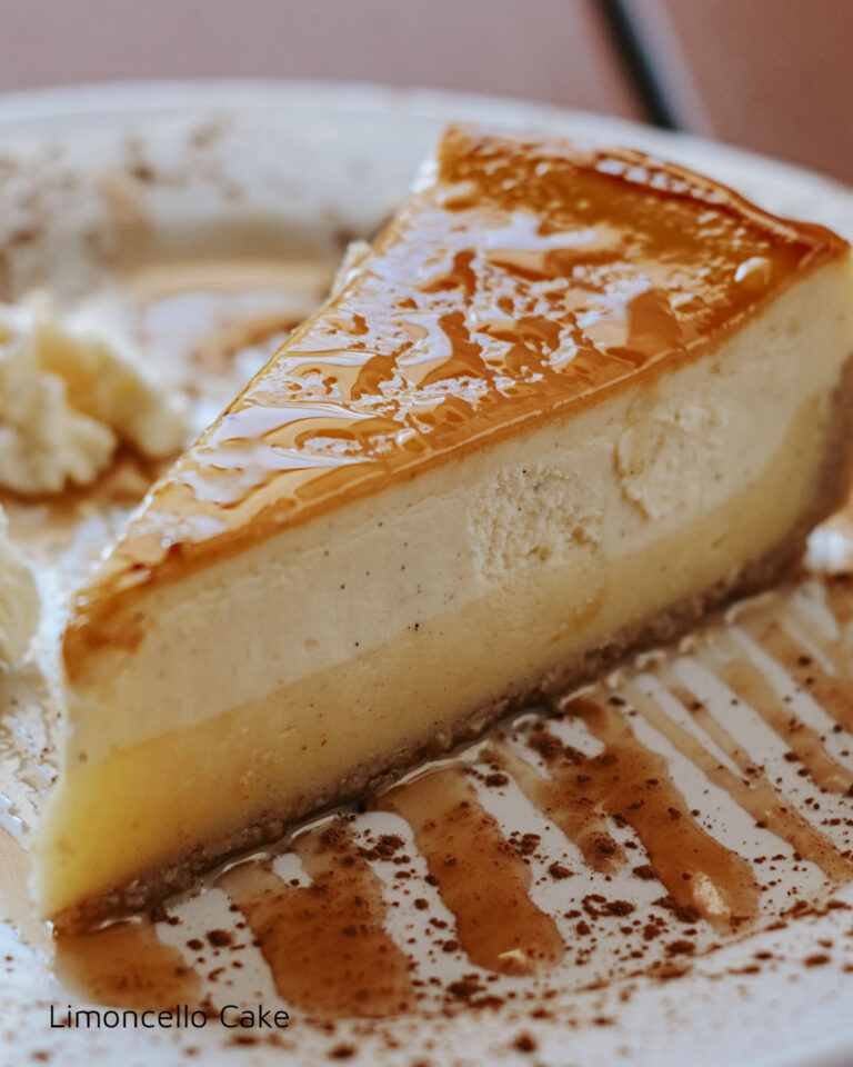 Home 11 26JUL Martinos Moaico Instagram GrandeMesa de trabajo 7